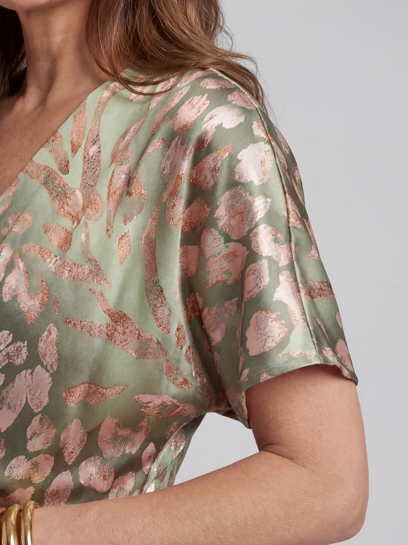 Céline | Robe Midi Imprimé Abstrait, Col en V & Taille Torsadée